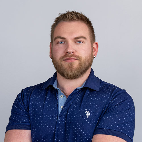 Aaron James headshot